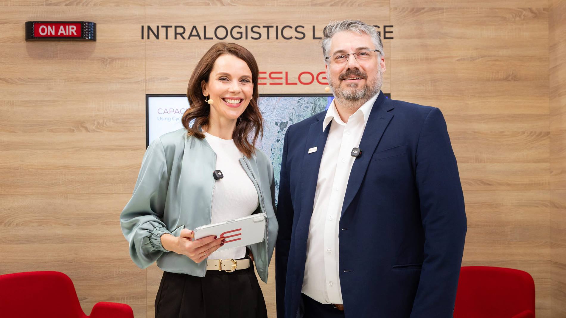 Two Intralogistics Lounge speakers for the Big Pallet Debate episode, James Sharples and Franziska Zimmermann
