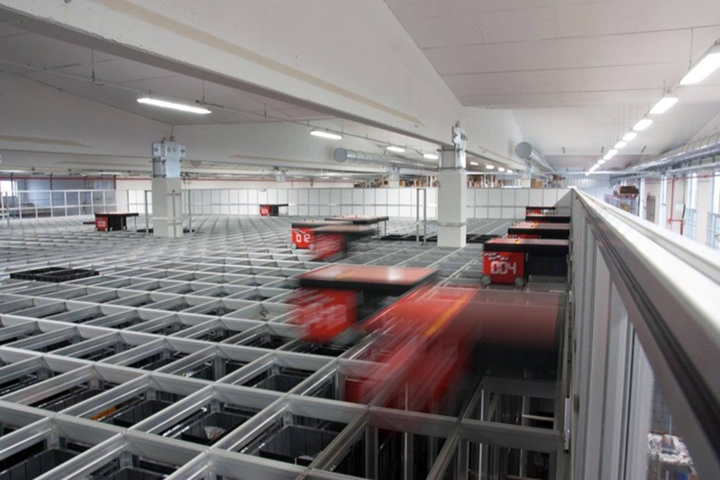 Sistema di stoccaggio e picking AutoStore di Swisslog presso il nuovo magazzino I.M.A. S.p.A.