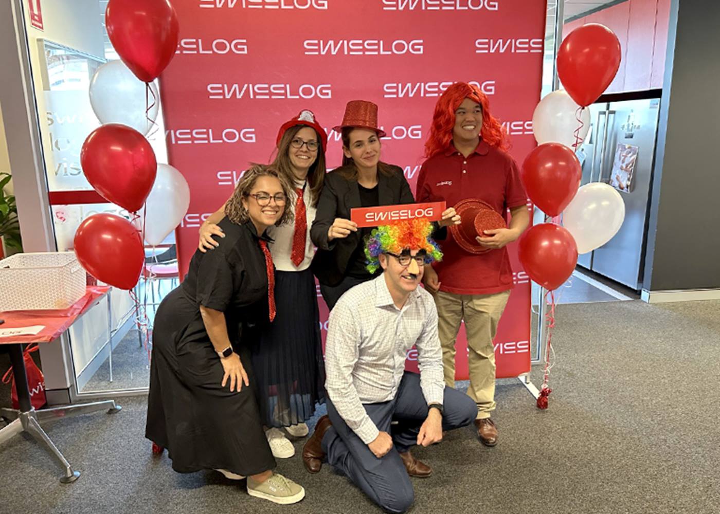 Swisslog-Rebrand-Parties-2