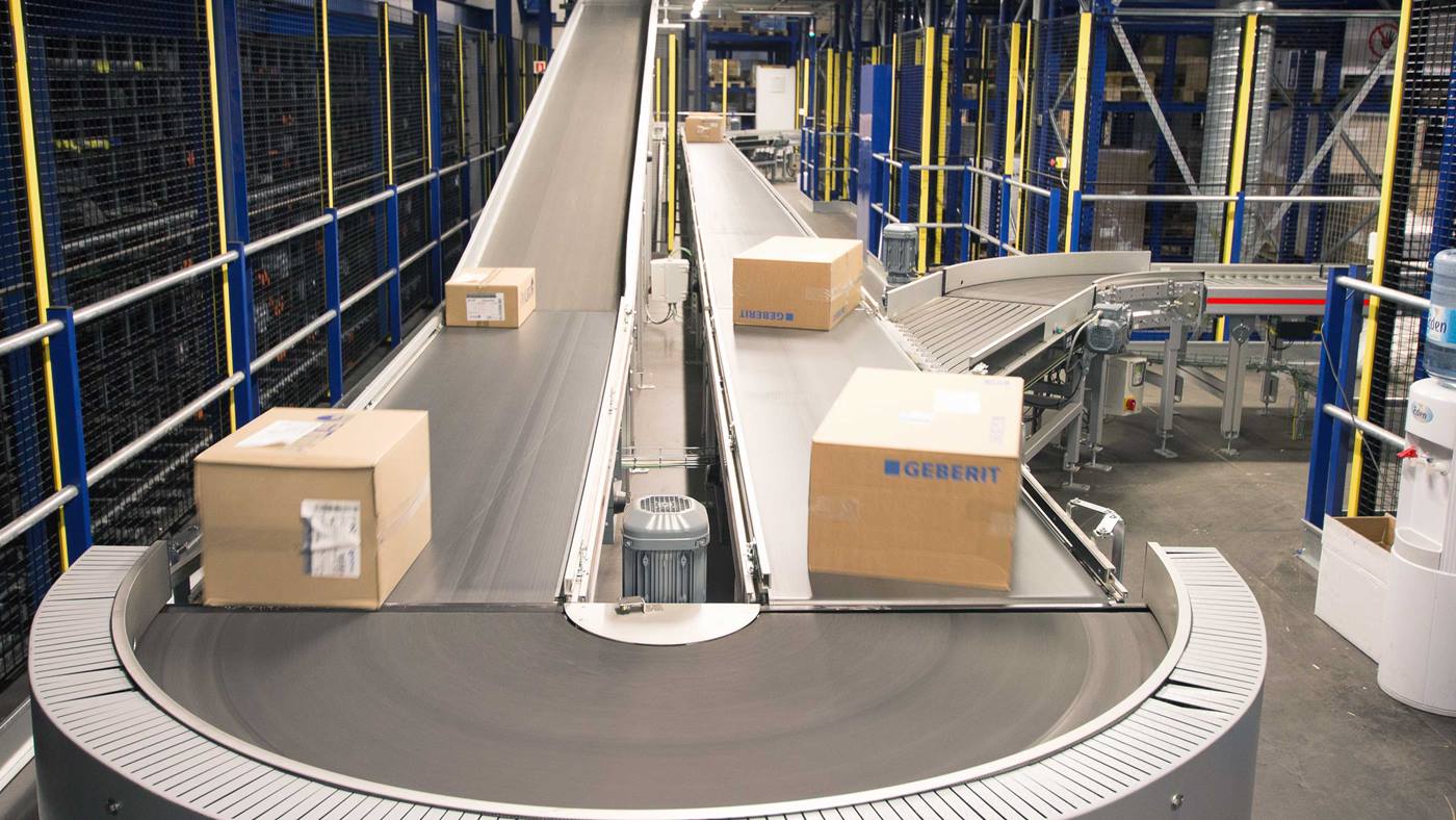 Swisslog conveyors at Brodrene Dahl