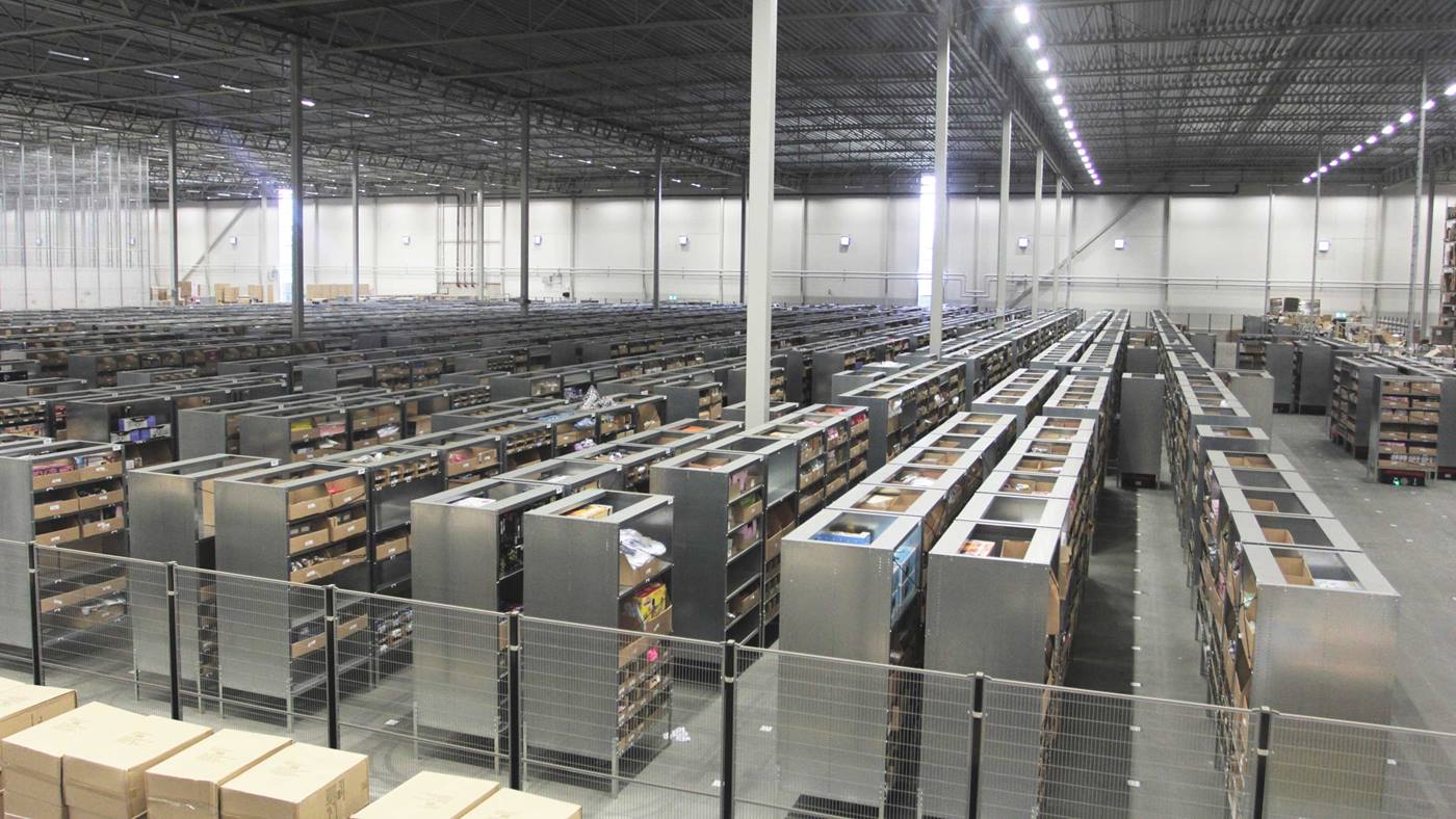 DB Schenker highly automated distribution center