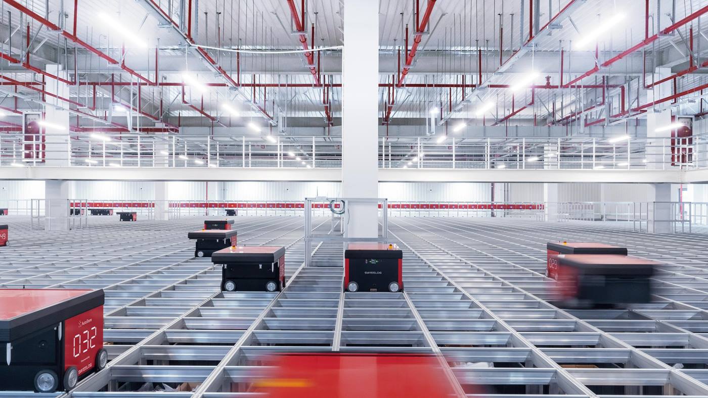 The benefits of using AutoStore for high-throughput retail fulfillment ...