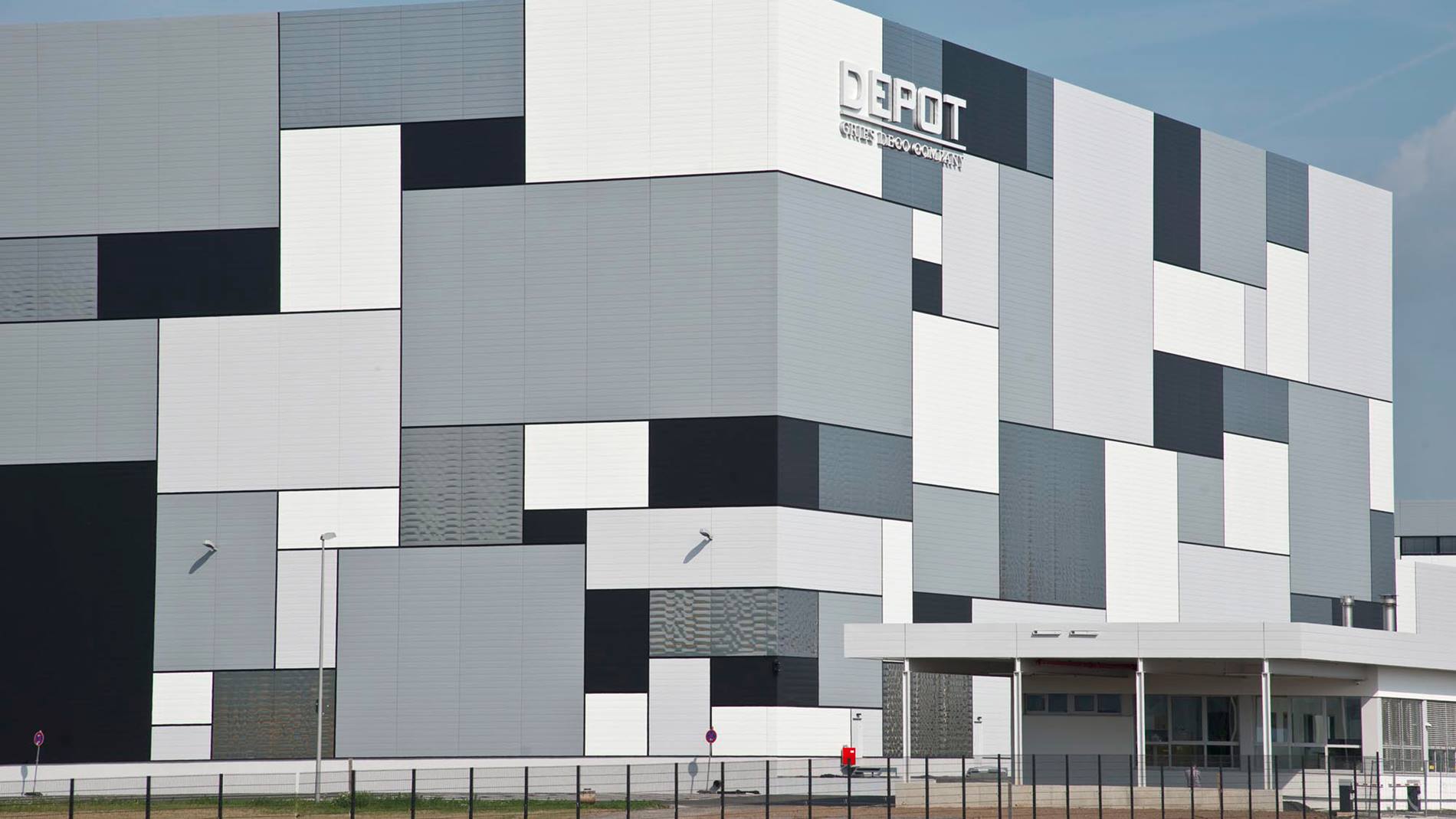 Gries Deco Company’s DEPOT automated distribution center