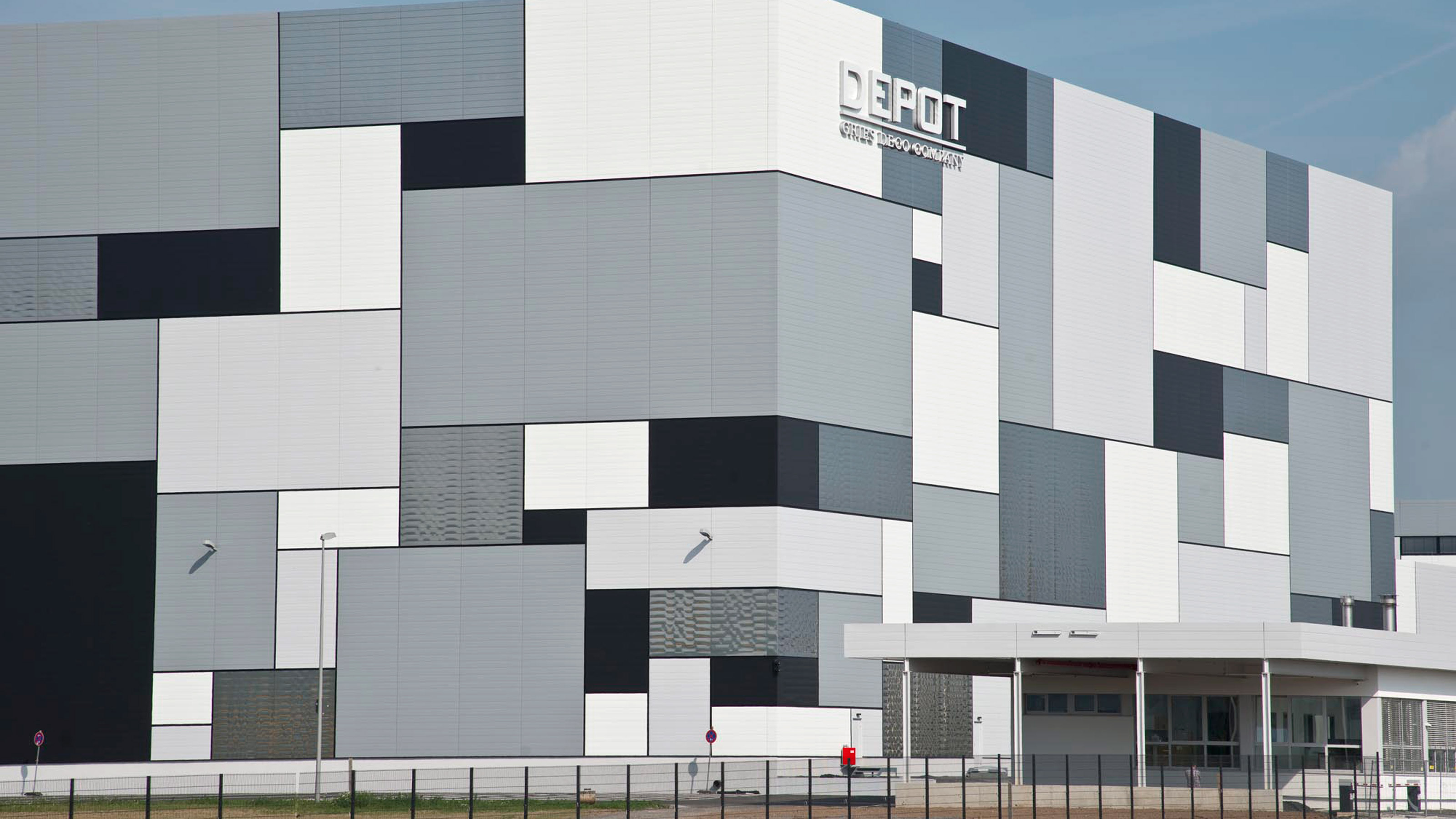 Gries Deco Dc Tranforms Depot Intralogisitcs Swisslog
