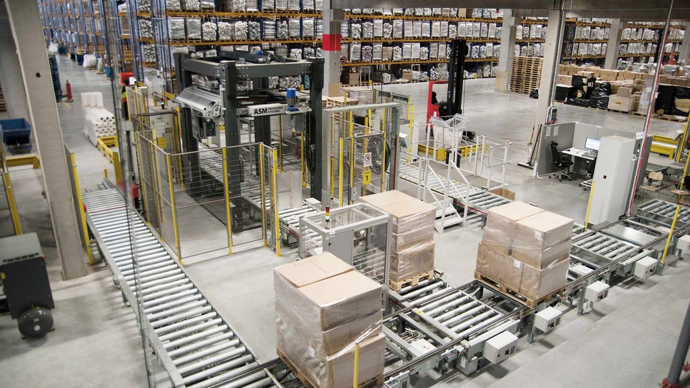 Infeed station to high bay warehouse