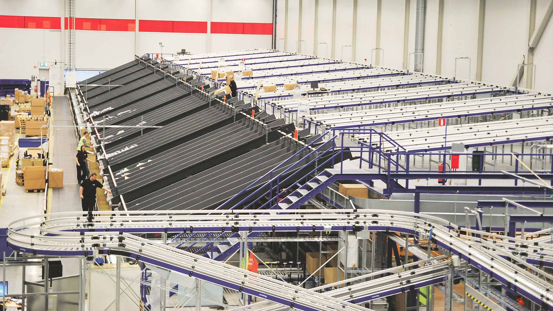 Cross-dock facility at Stadium distribution center