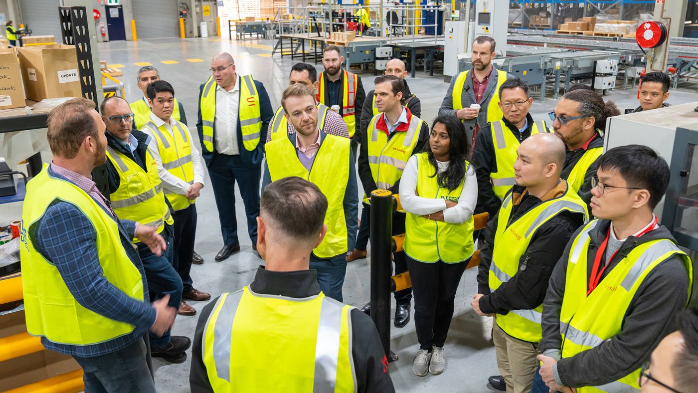 Jaycar Group and Swisslog at ribbon cutting ceremony