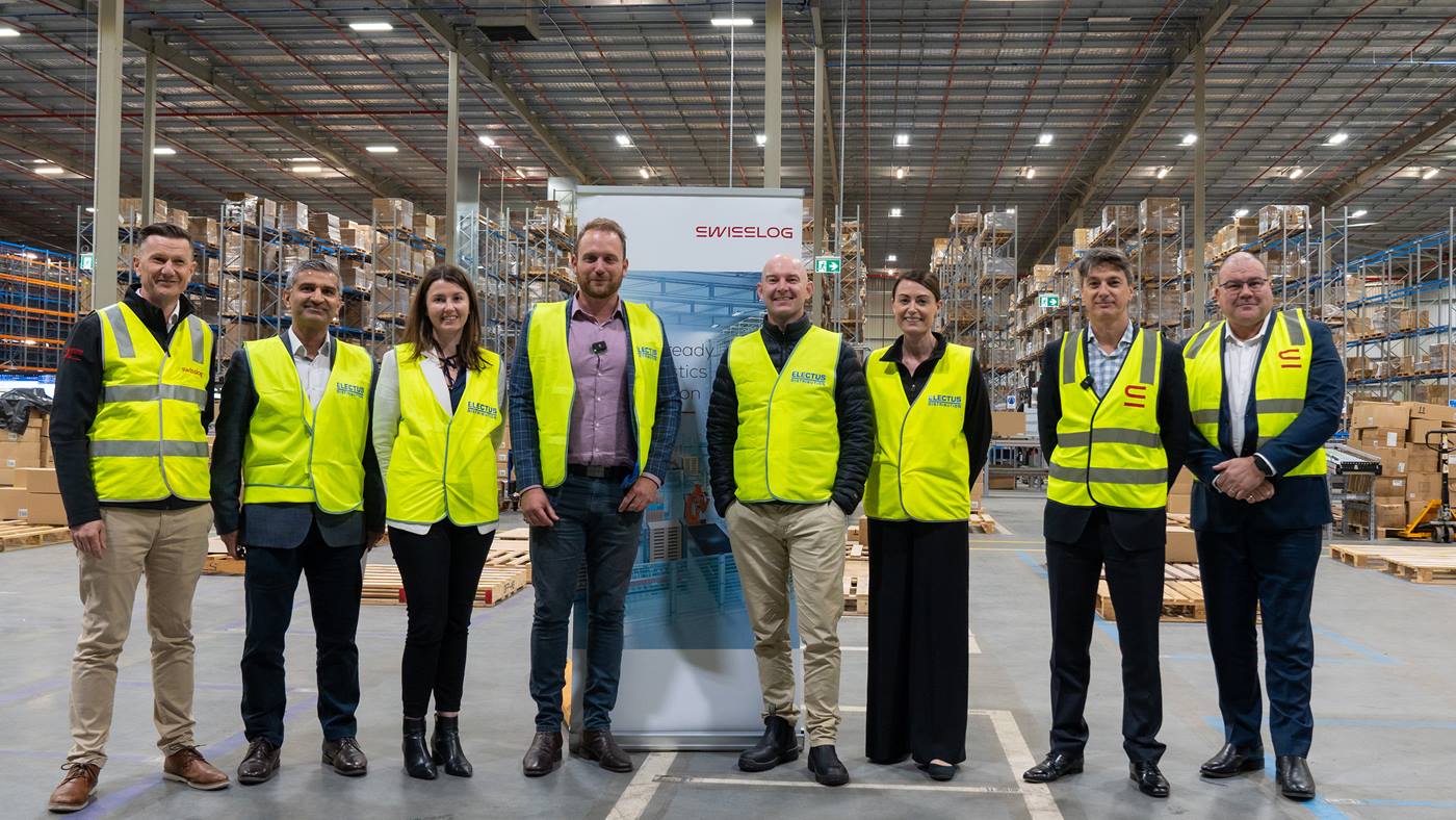 Jaycar Group and Swisslog leadership teams