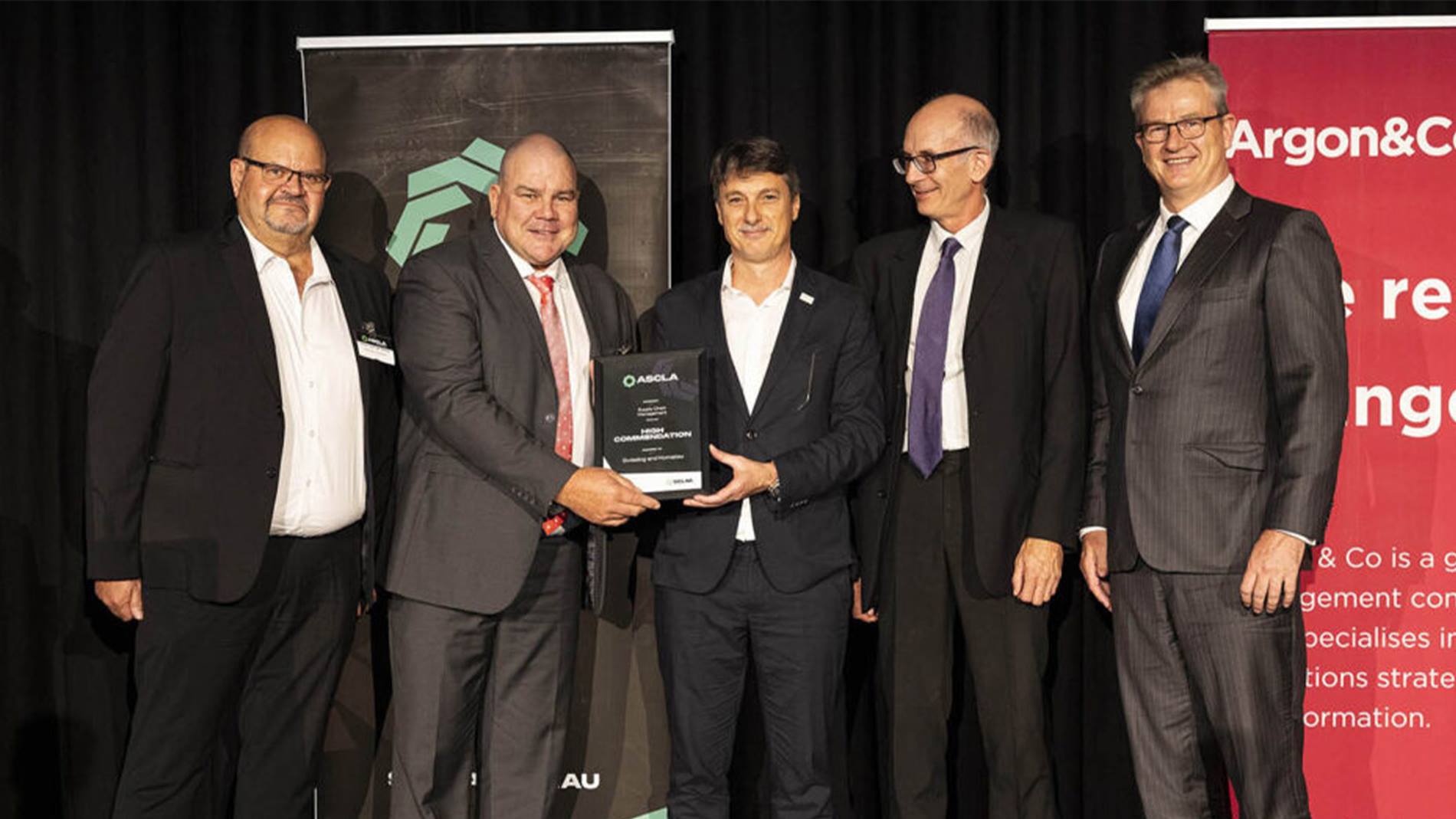 Supply Chain Management Award Swisslog and Komatsu