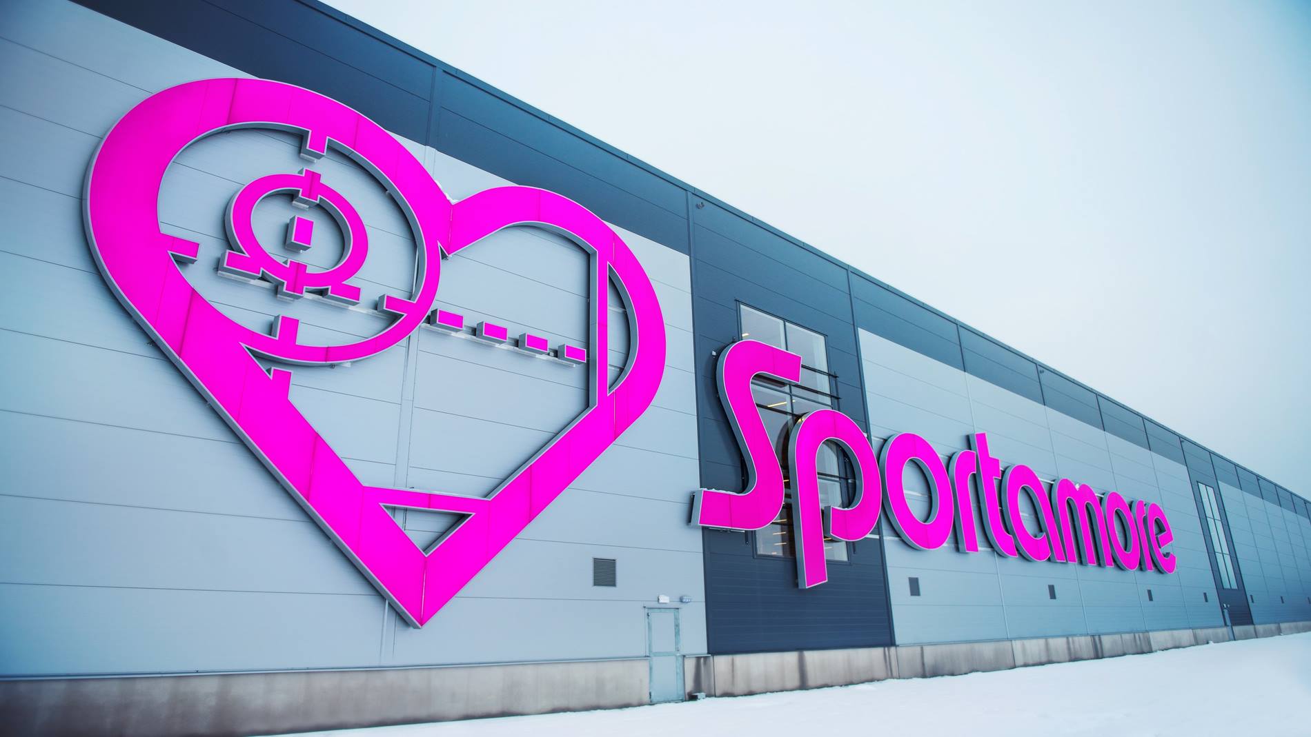 Sportamore is growing with expanded automated warehouses - Swisslog