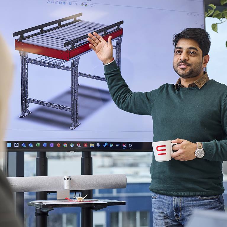 Swisslogs logistikkonsult presenterar en automatiserad lösning